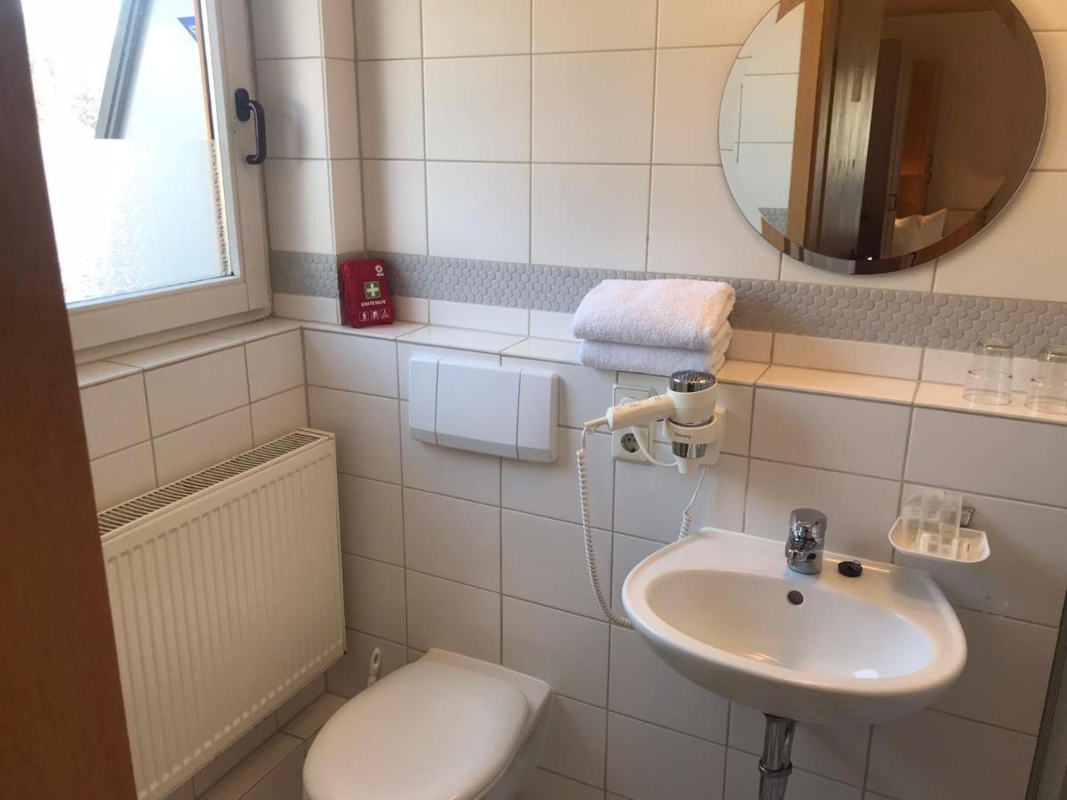 Self-Check-In Ferienwohnungen & Apartments Am Bergsee Triberg im Schwarzwald Exterior foto